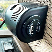 USB & USB-C Power Socket Kit with 3-Pin John Deere Harness